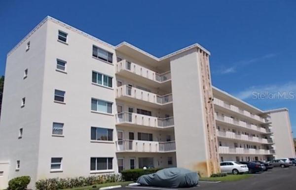 IRONWOOD EIGHTH CONDO OR676/623