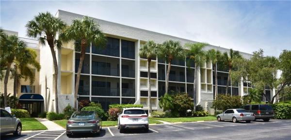 EL CONQUISTADOR VILLAGE 1 SEC 4