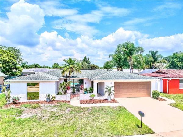 HOLIDAY LAKE ESTATES