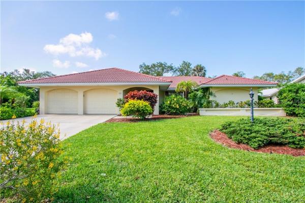 SOUTHBAY YACHT & RACQUET CLUB