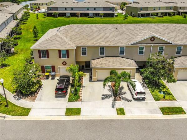 LAKE BLUFF/TOWN CENTER EAST PH