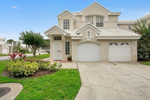 CARRIAGE HOMES AT SOUTHAMPTON