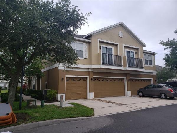 VILLAS AT ESTANCIA CONDO