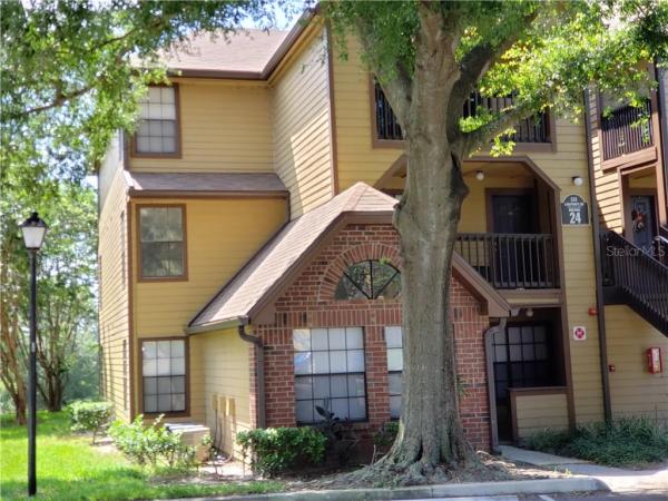 LAKEWOOD PARK A CONDO