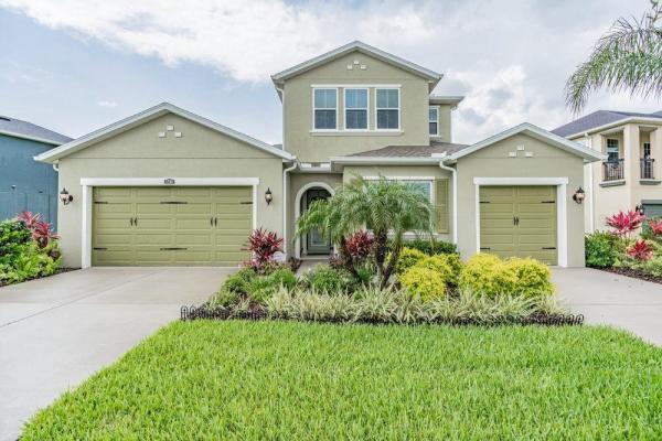 VILLAGES/TRINITY LAKES