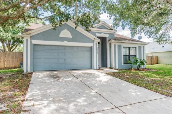 QUAIL HOLLOW VILLAGE