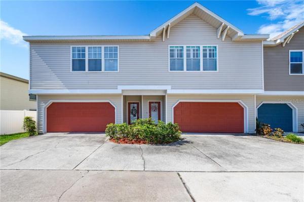 BUNGALOW PARK A CONDO