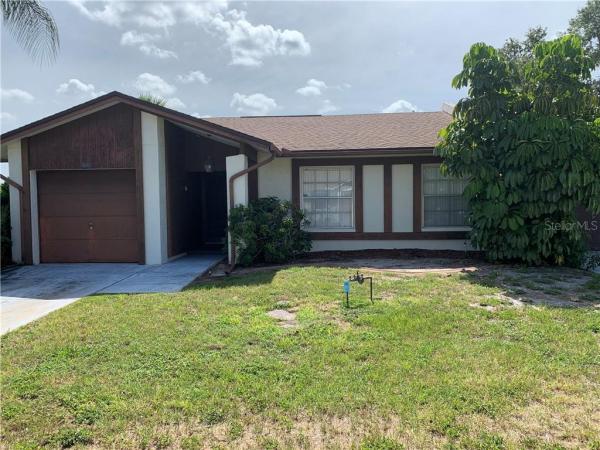 TOWNHOUSES OF LAKESIDE SOUTH