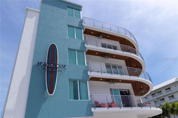 BEACH HOUSE RESIDENCES