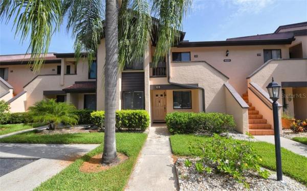 WOODLAND GREEN A CONDO OR1292/637