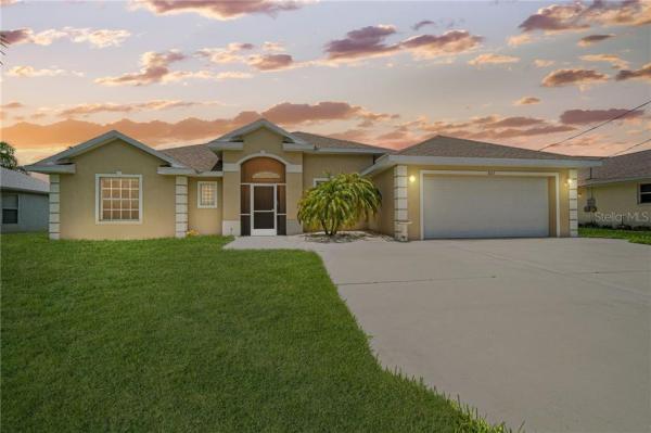 ROTONDA WEST BROADMOOR