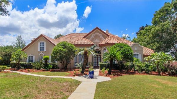 ESTATES AT WINDERMERE