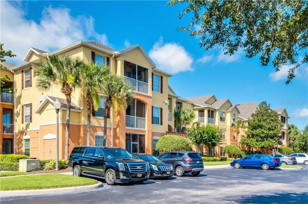 HORIZONS AT VISTA LAKES