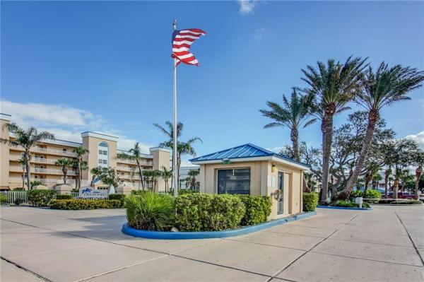 SHOREWOOD CONDO PH VII