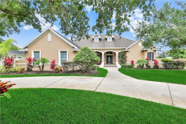 WYNDSOR AT LAKE WINTERSET