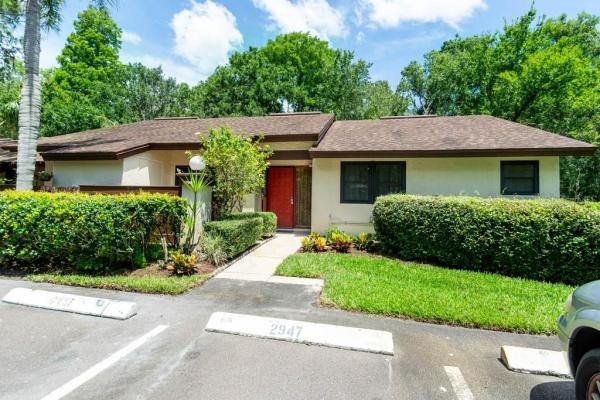 STRATHMORE GATE-EAST