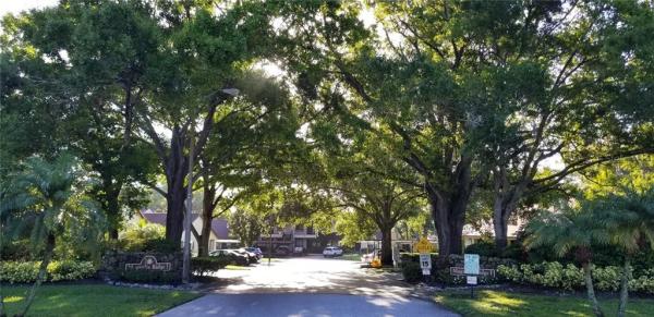 MAGNOLIA RIDGE CONDO