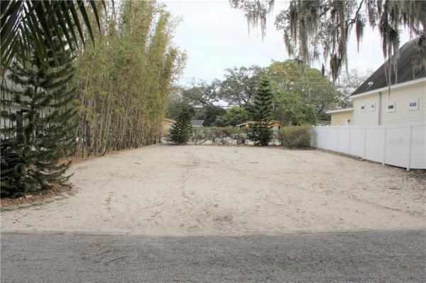 HIGHLAND PARK 1ST ADD