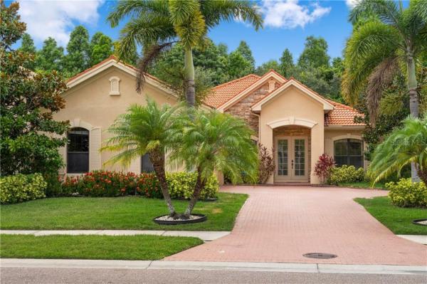 GRAND CYPRESS ON LAKE TARPON