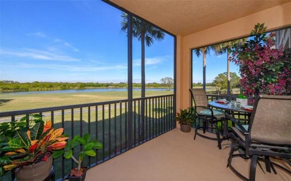 RIVER STRAND, GRAND ESTUARY V RVR STD PH1