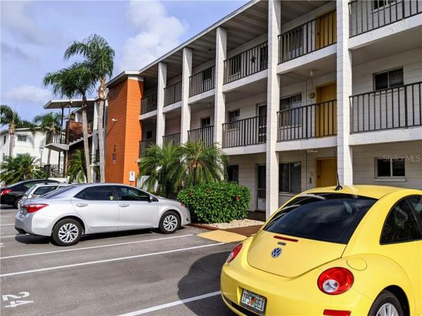 THE FOURTH BAYSHORE CONDO