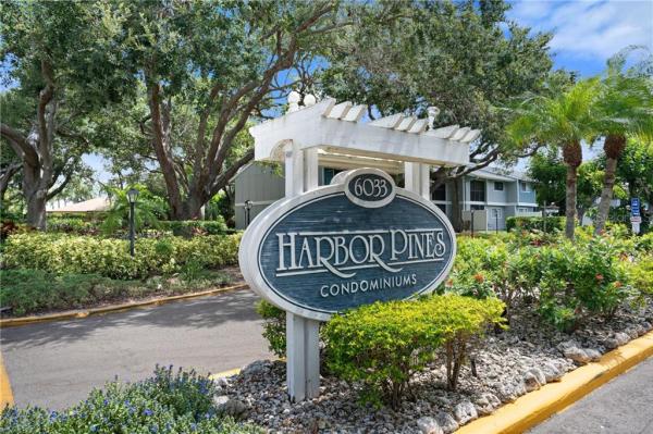 HARBOR PINES, A CONDO OR1439/4215