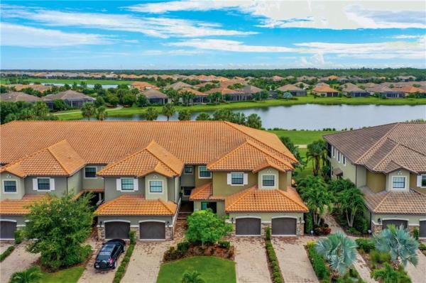 ESPLANADE LAKEWOOD RANCH