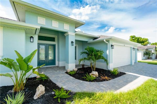 ROTONDA WEST BROADMOOR