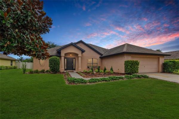 TAVARES GROVES AT BAYTREE PH 03