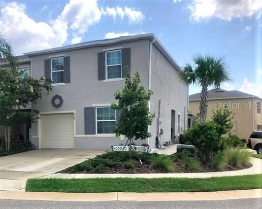 LAKE BLUFF/TOWN CENTER EAST-PH