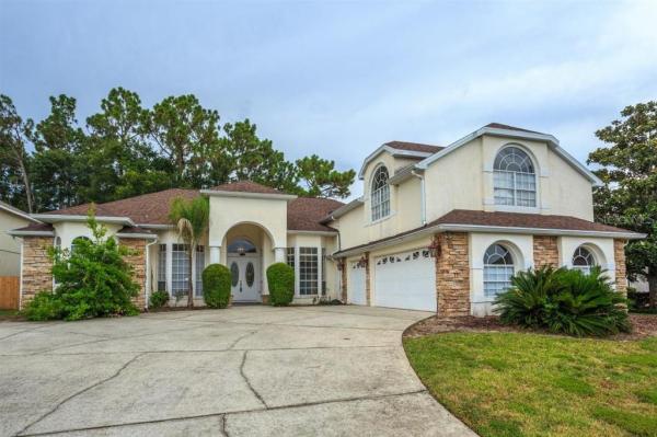 DIAMOND HILL AT SWEETWATER COUNTRY CLUB