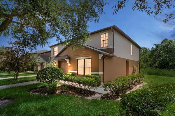 WINDSOR LAKE TWNHMS EAST