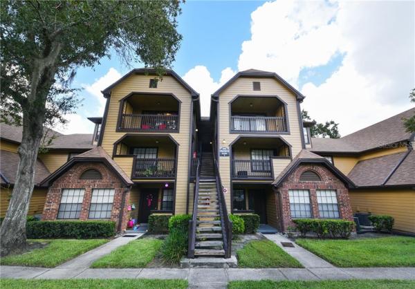 LAKEWOOD PARK A CONDO