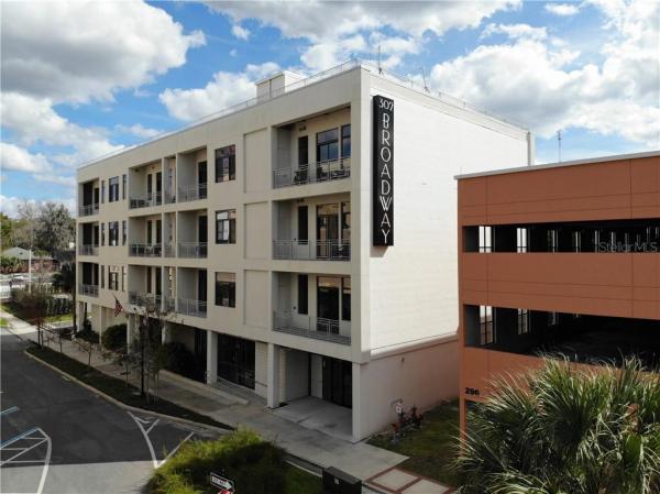 302 BROADWAY CONDO