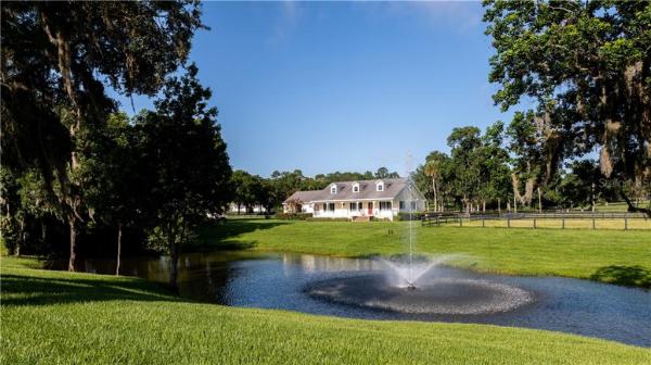 SEVEN GABLES THOROUGHBREDS