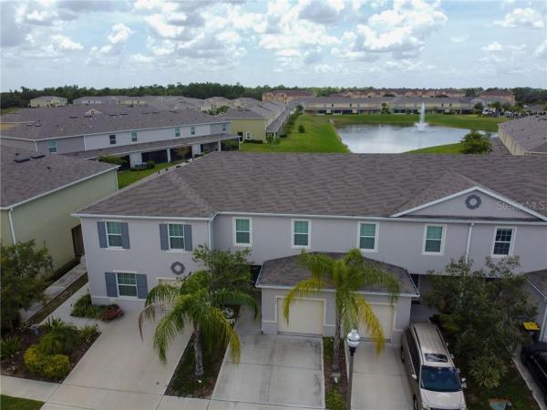 LAKE BLUFF/TOWN CENTER EAST PH