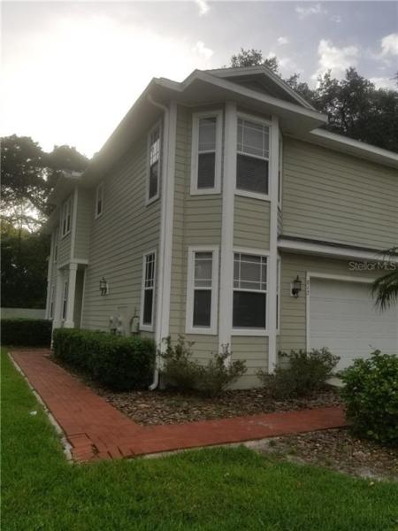 LUMSDEN RESERVE TWNHMS