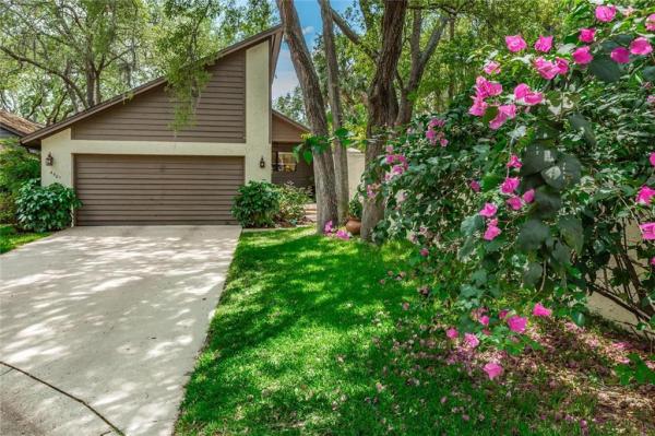 SWEETWATER OAKS A CONDO