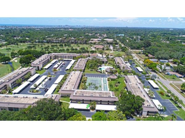 VILLAS DE GOLF CONDO