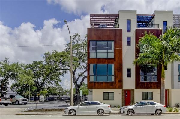 ARLINGTON & 8TH TWNHMS PH II