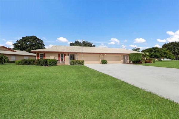 VILLAGE GREEN OF BRADENTON SC12