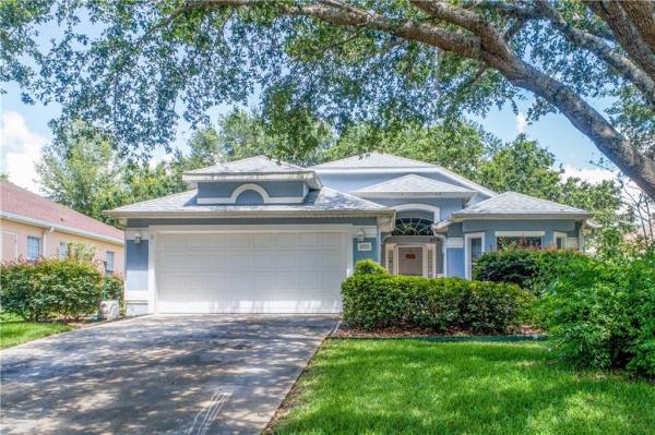 LANDINGS AT HARBOR HILLS