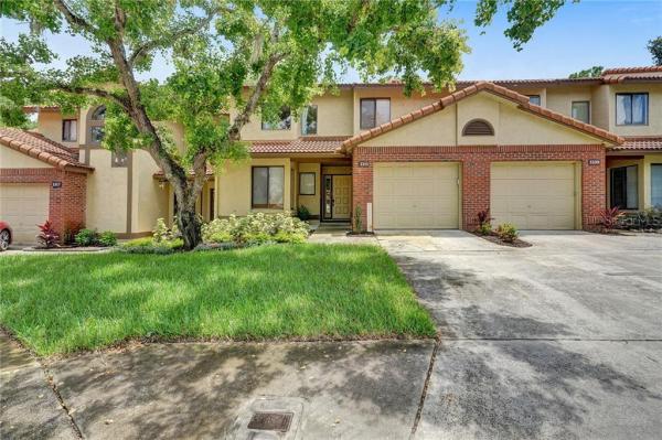 VILLAGE AT FOXWOOD A CONDO