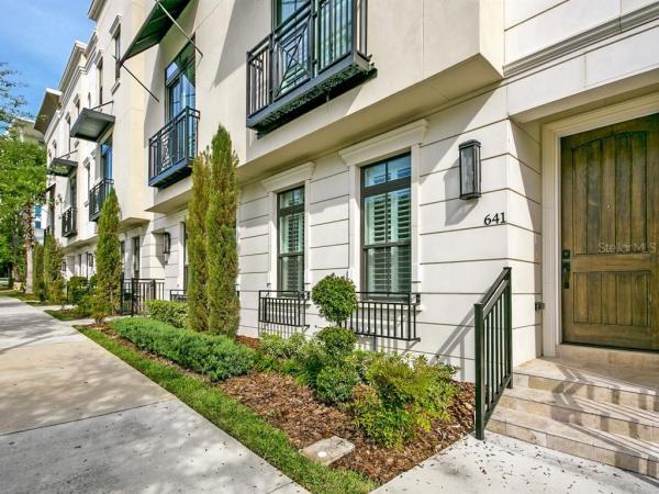 BROWNSTONES/THORNTON PARK