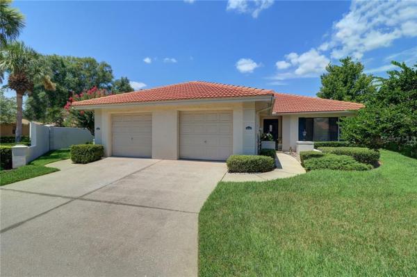 LAKEVIEW VILLAS AT PEBBLE CREE