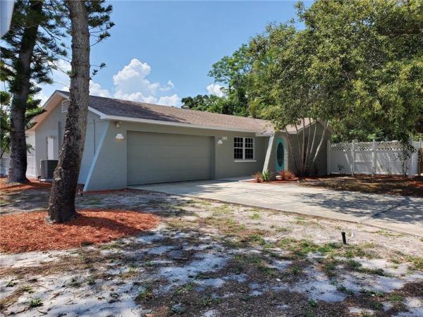 BAYOU HEIGHTS HANLONS