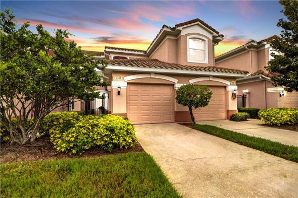 COACHMAN RESERVE CONDO