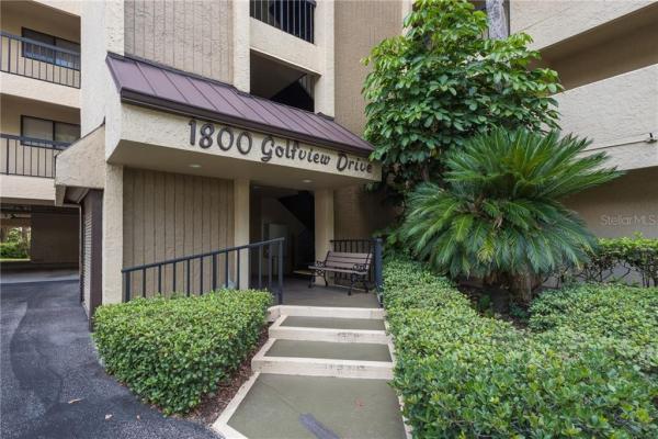 GREEN DOLPHIN PARK MID-RISE CONDO