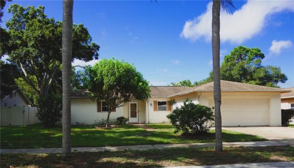 SEMINOLE TRAIL ESTATES