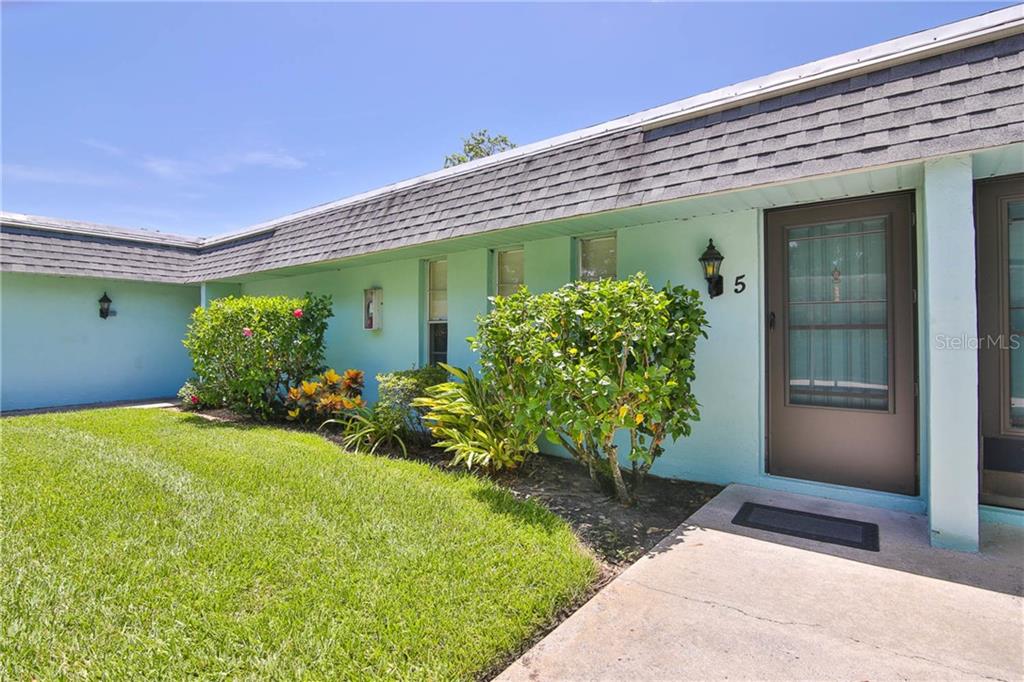 GARDENS THE - фото